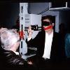 Bild drei: Eine Situation aus der ersten Das Sein der Bilder Performance, 19. September 1998, Atelier Vollrad Kutscher, Frankfurt a. M., Foto: Gerhard Johann Lischka.